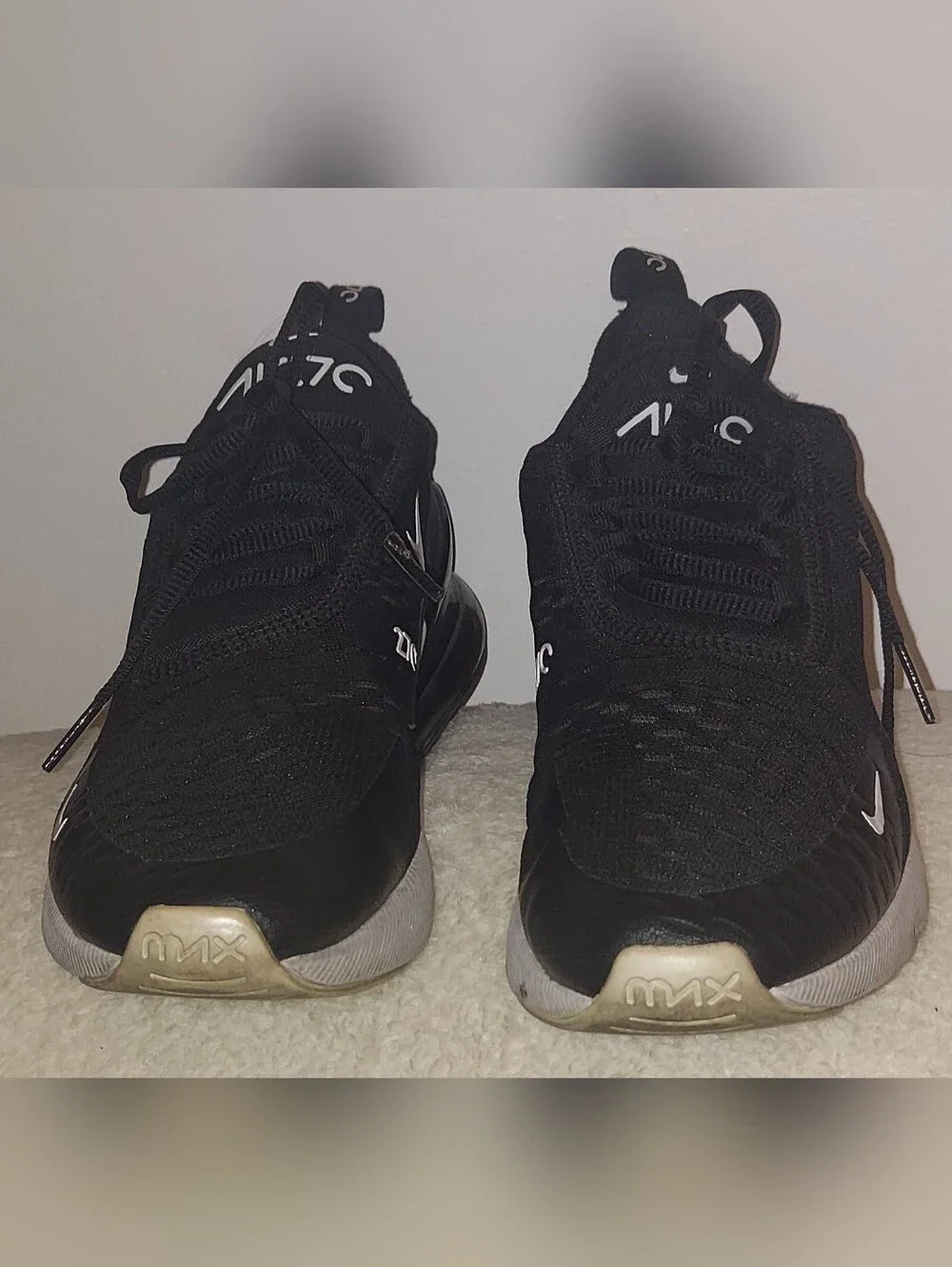 Nike Air Max 270 Black/ White Athletic Running Shoe Sneakers Size US 8